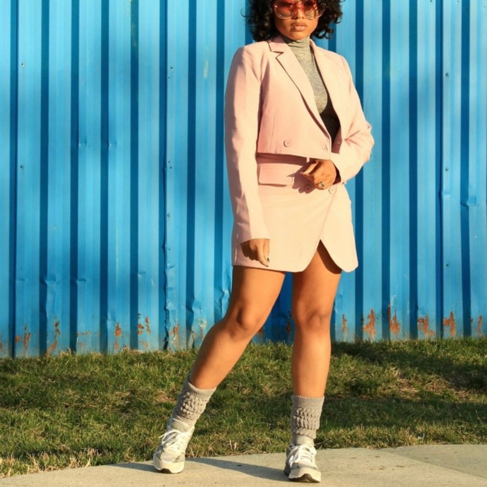 Mauve cropped blazer and skirt